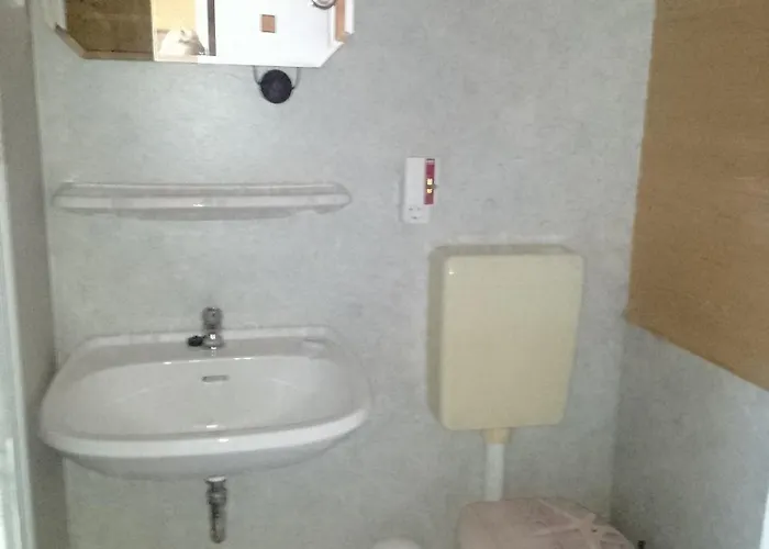 Isla 5 * Elmenhorst/Lichtenhagen